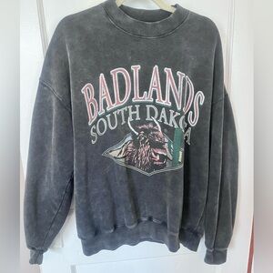 Abercrombie graphic crew neck